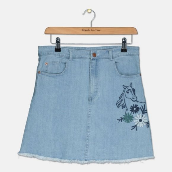 DreamWorks Spirit  Riding Free Bunch Flower Denim Skirt NEW - Picture 3 of 3